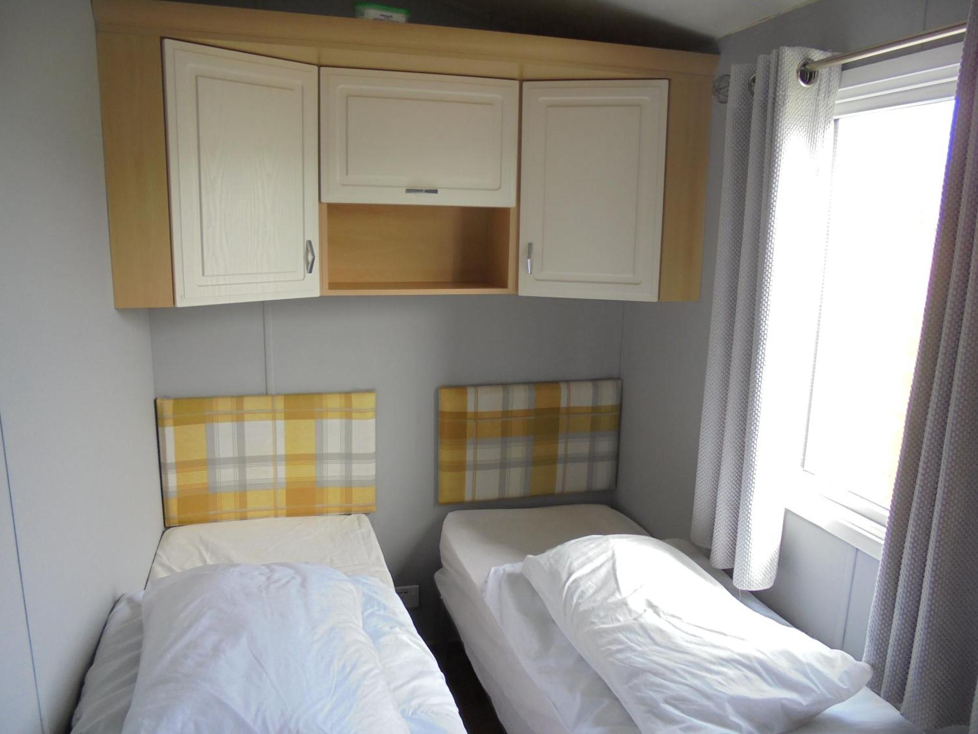 ホテル 8 Berth On The Chase インゴールドメルズ エクステリア 写真